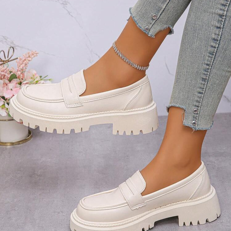 Claire | Comfortable white leather loafers with a thick sole