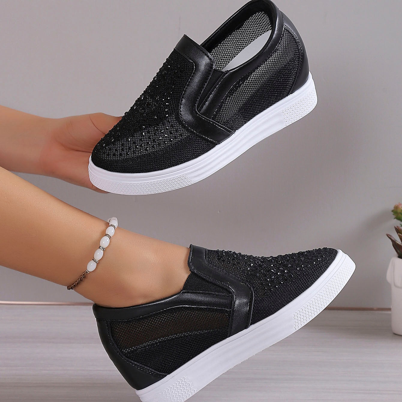 Elsa | Women's sneakers with white crystals