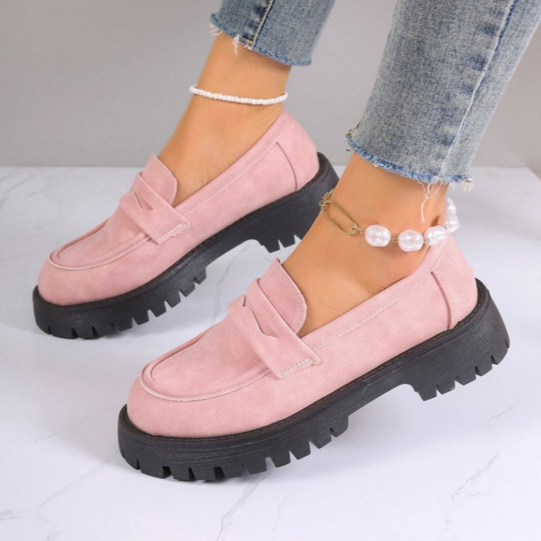 Anaïs | Comfortable suede loafers with a thick, cushioned sole