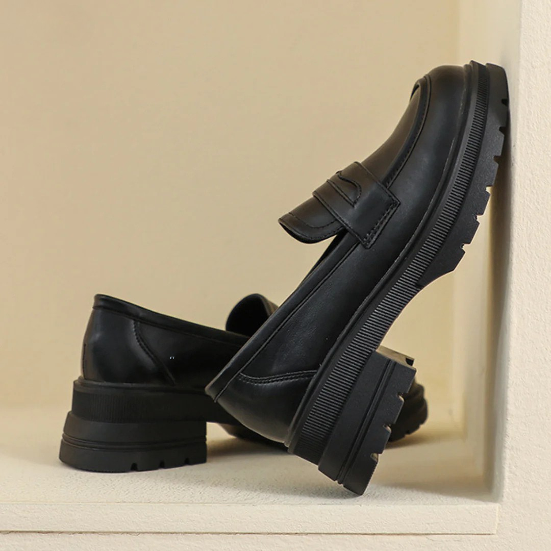 Gabrielle | Comfortable leather loafers with thick soles