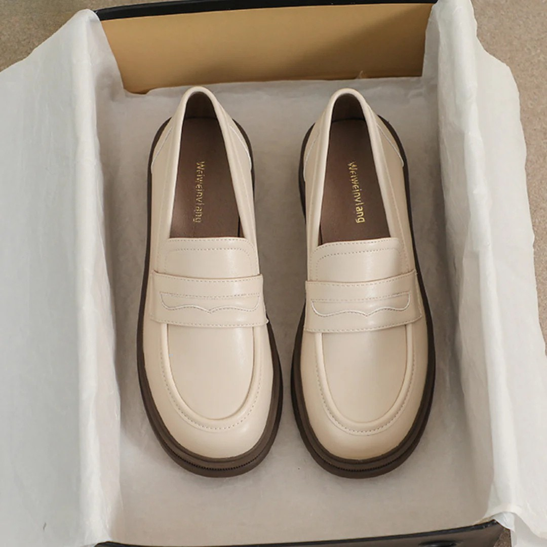 Gabrielle | Comfortable leather loafers with thick soles