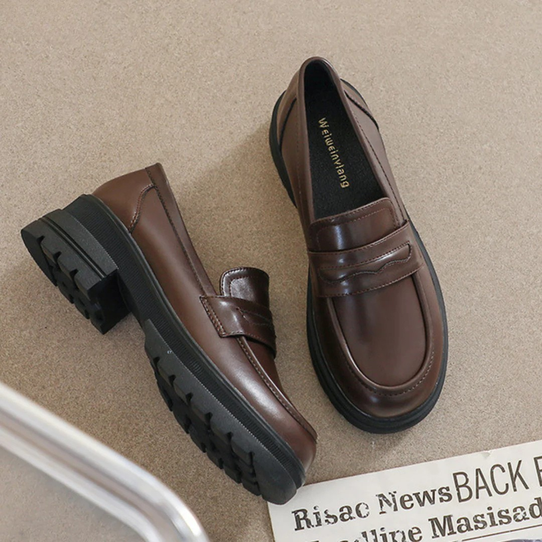 Gabrielle | Comfortable leather loafers with thick soles