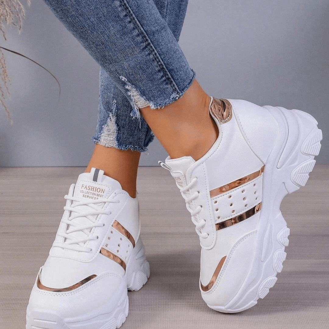 Shoes with thick sole and comfortable platform