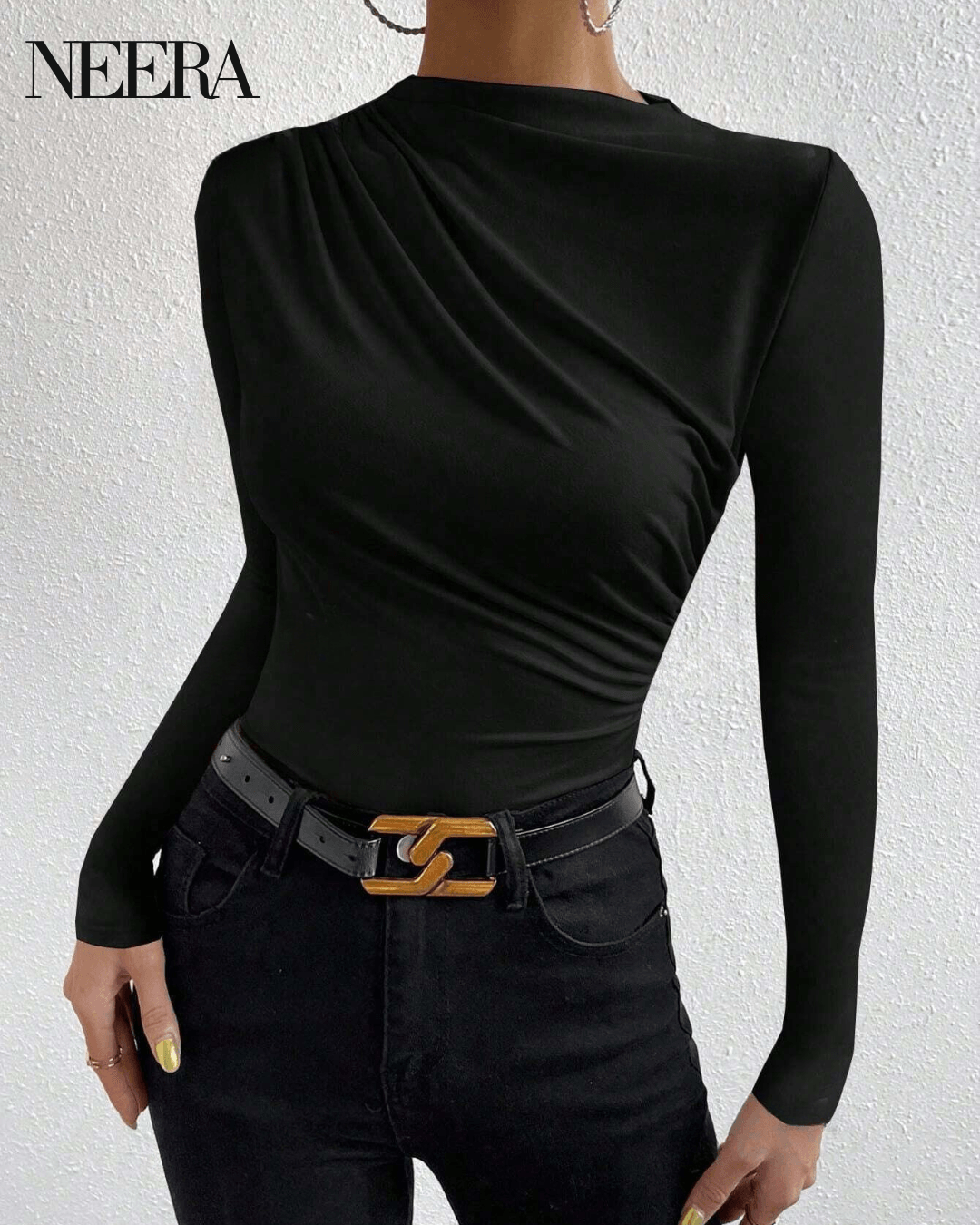 Slim fit curled up t-shirt