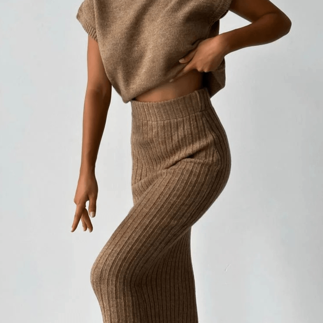 NEERA suit in Sleeveless Brown Jersey and Long Skirt