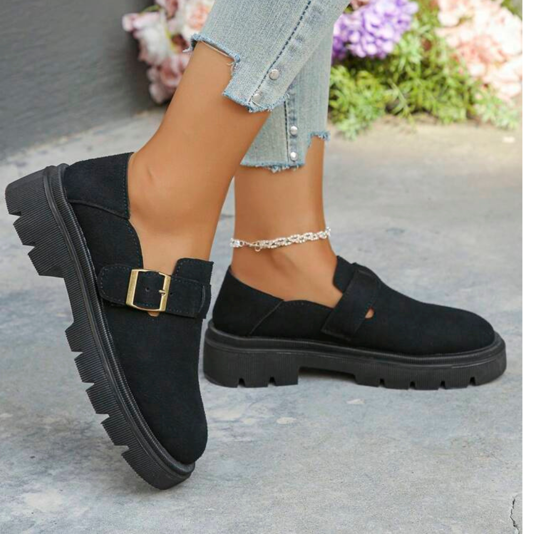 Julie | Comfortable beige loafers with a thick, cushioned sole