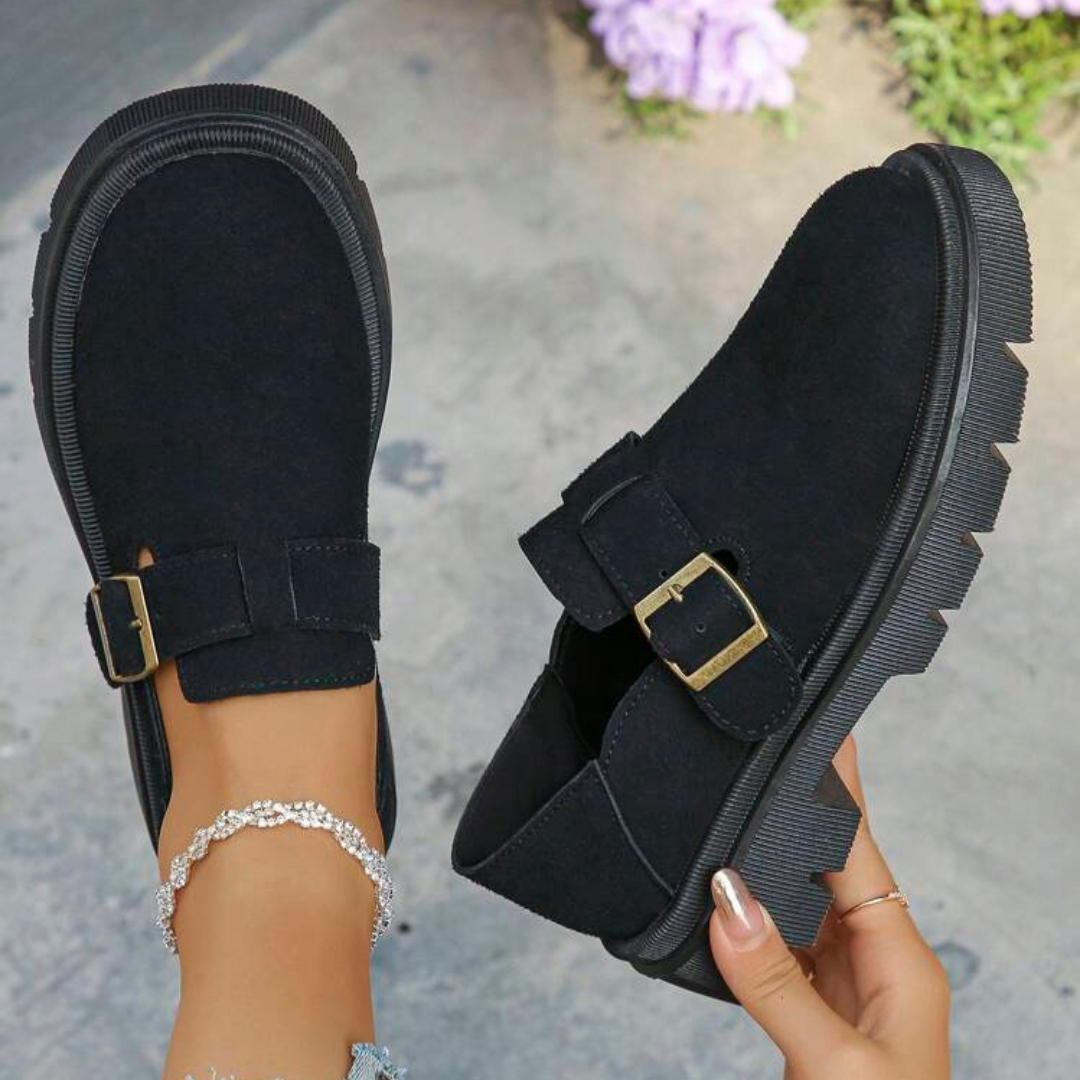 Julie | Comfortable beige loafers with a thick, cushioned sole