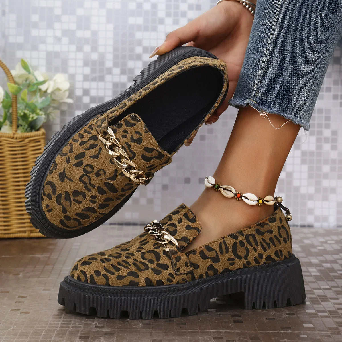 Léa | Leopard suede loafers with cushioned sole