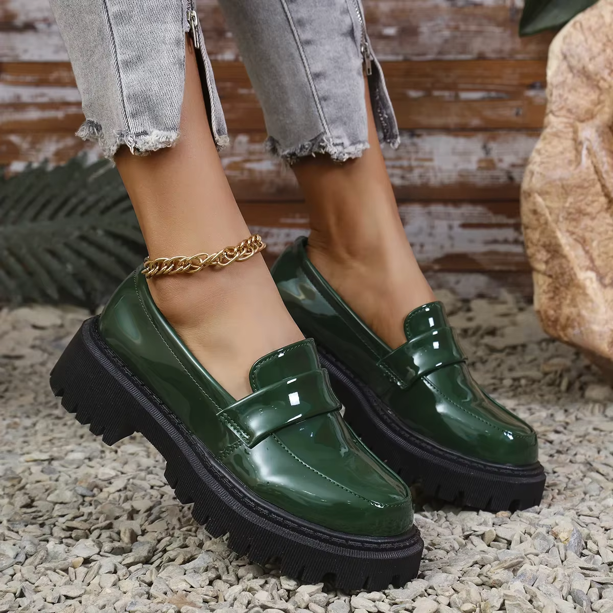 Denise | Comfortable crocodile leather loafers with thick sole