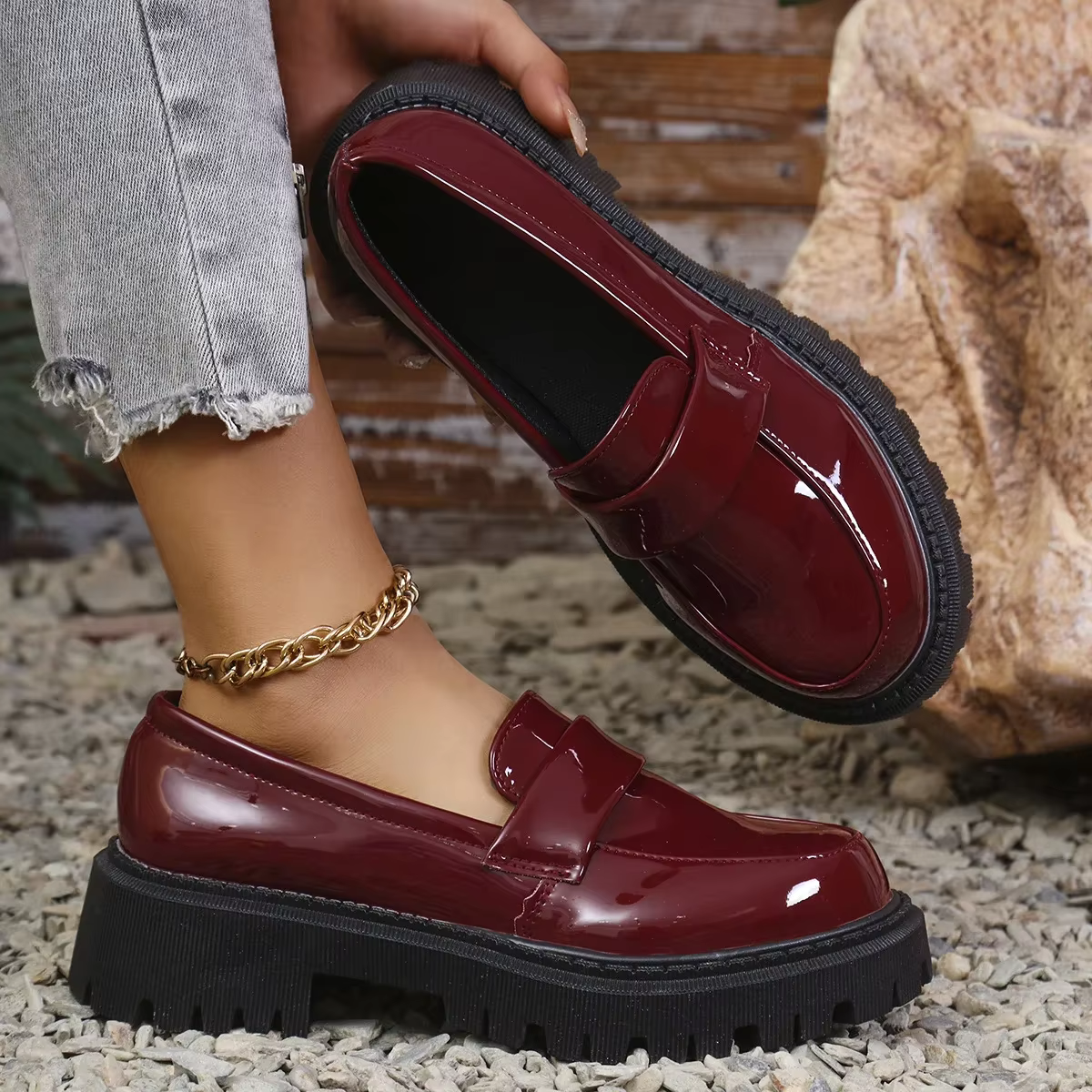 Denise | Comfortable crocodile leather loafers with thick sole