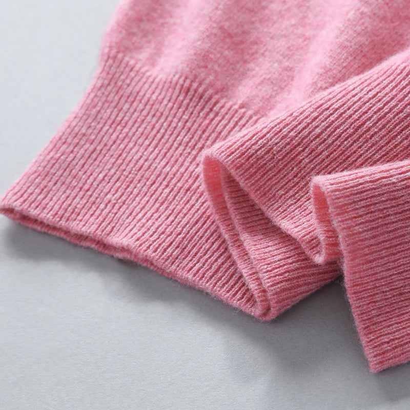 PARIS | V-NECK SWEATER