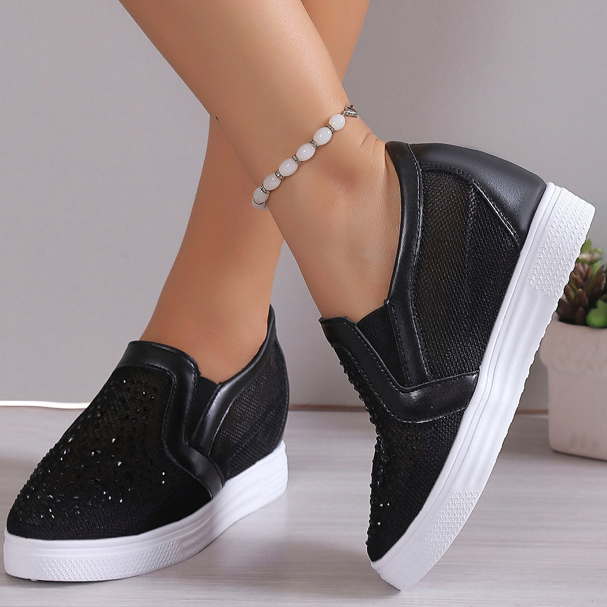 Elsa | Women's sneakers with white crystals