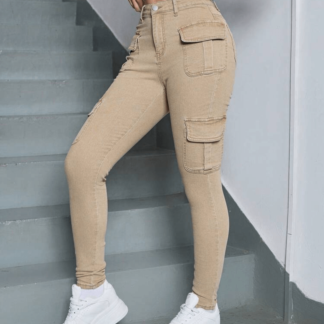 Stretch high waist jeans with pockets