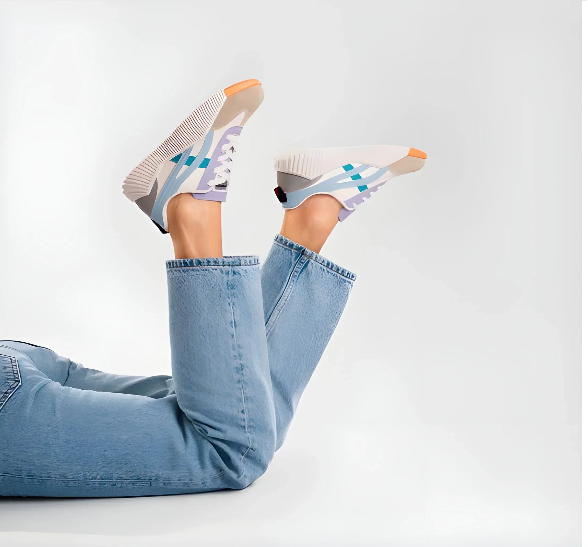 Movida | Trendy lightweight and non-slip sneakers