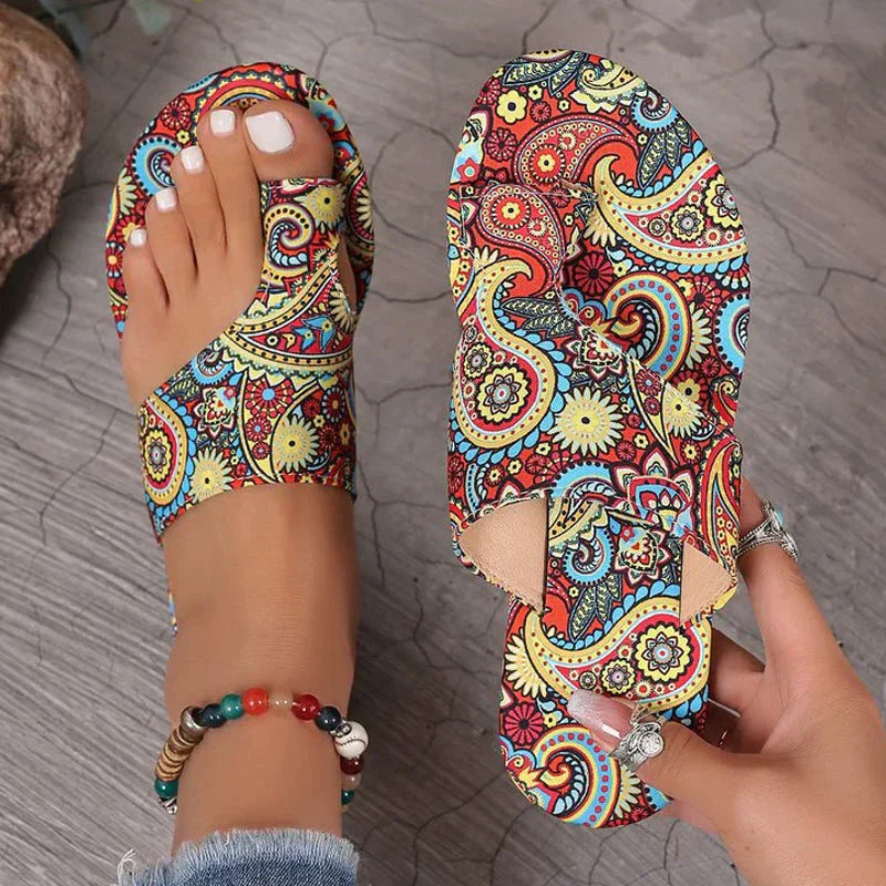 Erme | Sandales plates orthopédiques légères pour femmes. Vintage et moderne combinés.